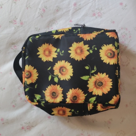 🌻Mini Sunflower Backpack Cosmetic bag - Picture 3 of 8